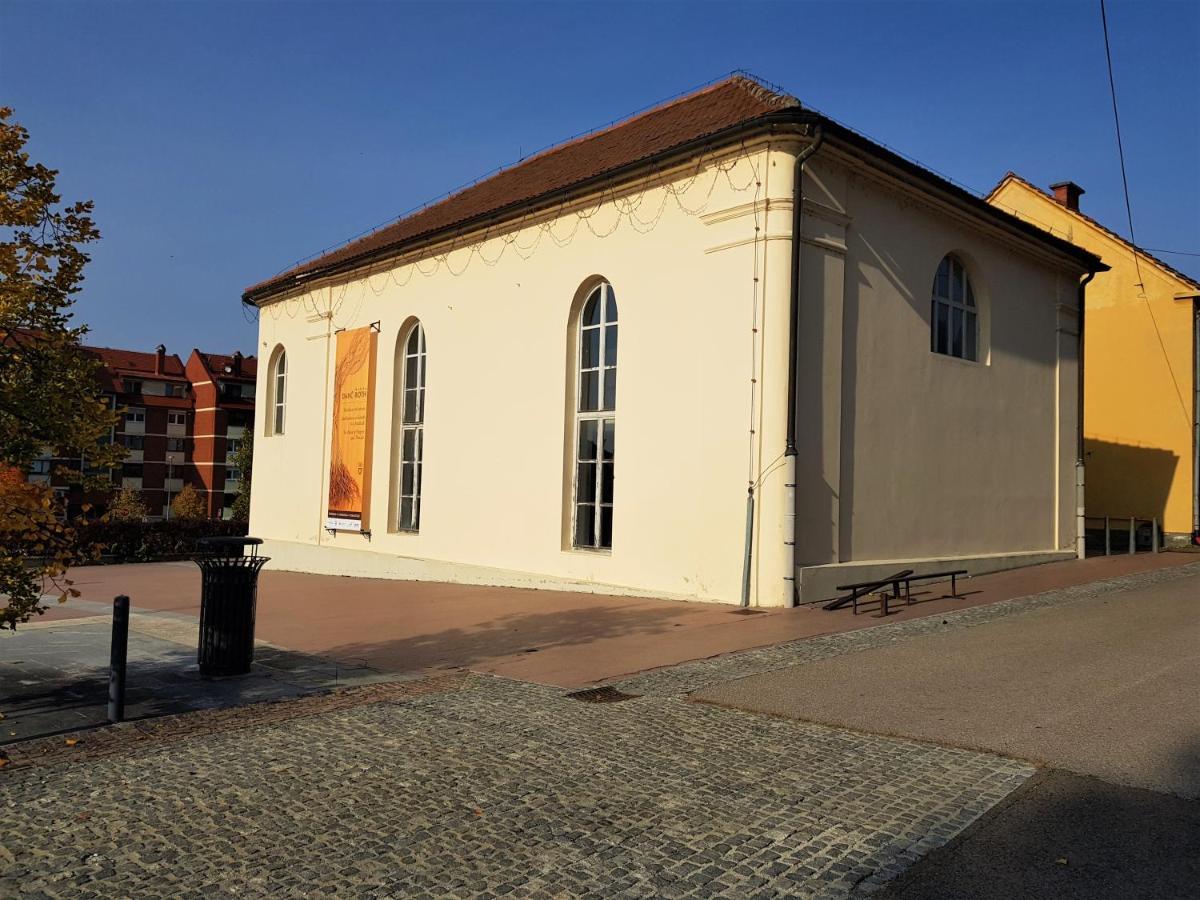 Fado Apartments Lendava Buitenkant foto